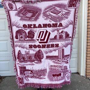 Vintage University of Oklahoma OU Woven Jacquard Throw Blanket 65"x50"